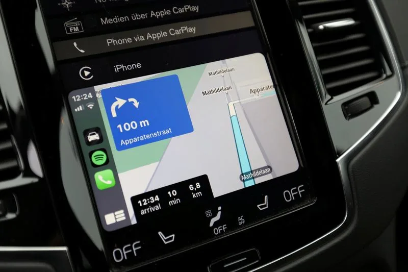 TomTom 因二季度亏损暂停 2025 年财务目标